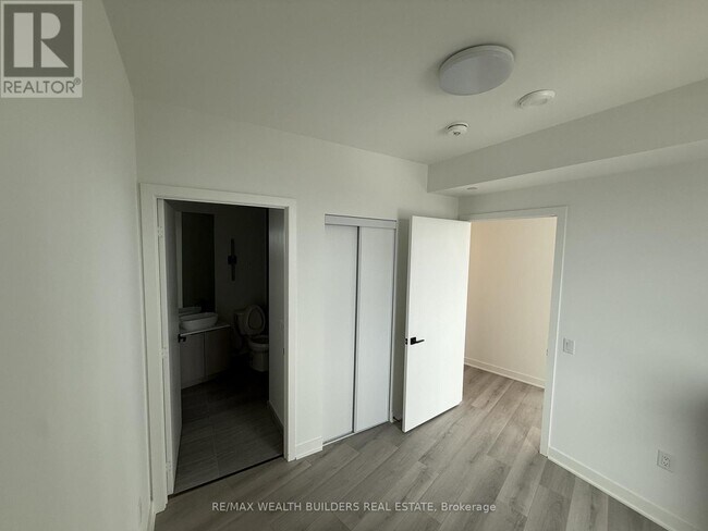 Photo - 1185 Dupont St Unit 2102