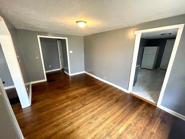 Photo - Beautiful 3 Bedroom 2 Bathroom Home with G...