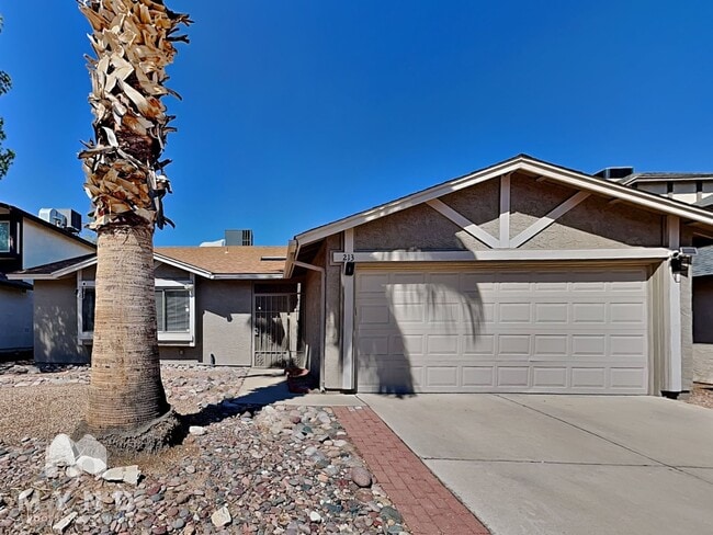 Photo - 213 N Jacs Pl House