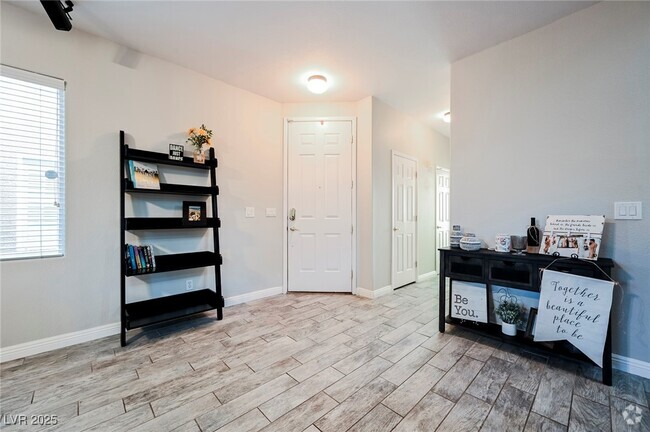 Building Photo - 9772 Thistle Dew Ave Rental