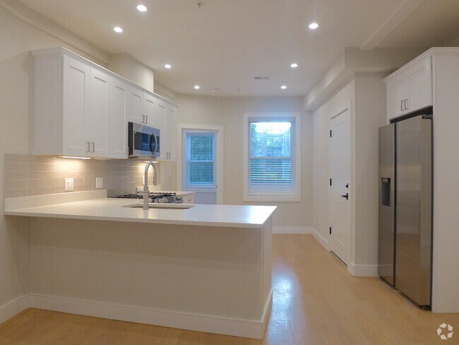 Building Photo - 165 Allston St Rental
