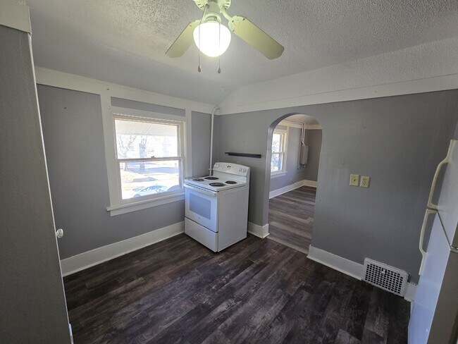 Photo - 1001 1/2 Randolph St