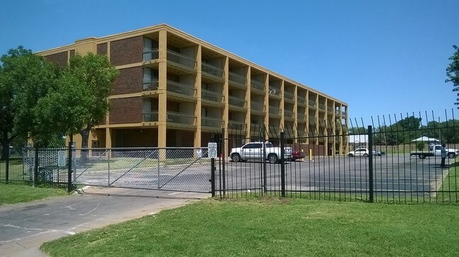 Photo - Calvary Towers Apartments