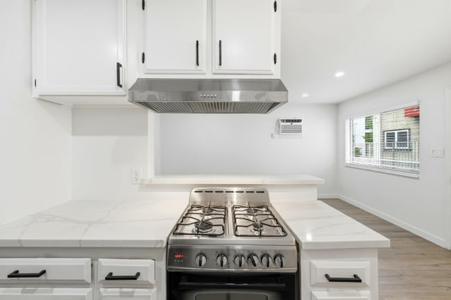 Photo - 5549 Fulcher Ave Apartment Unit 4