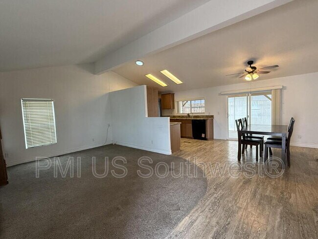 Photo - 4818 Baronsgate Way