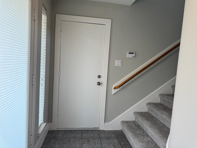 Photo - 9716 Linkmeadow Ln