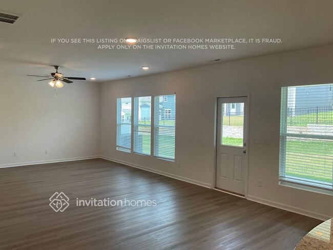 Photo - 3808 Lantern Ln