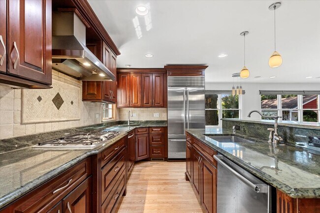 Photo - 7236 N Olcott Ave