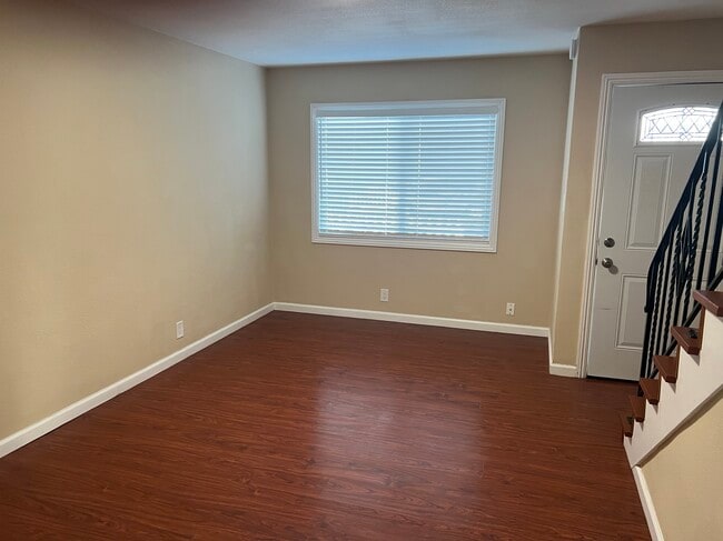 Photo - 22655 4th St