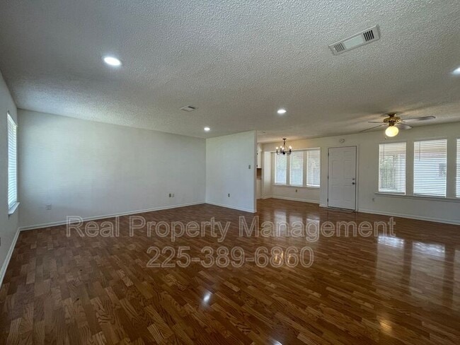 Photo - 3415 Colonel Gibson Cir