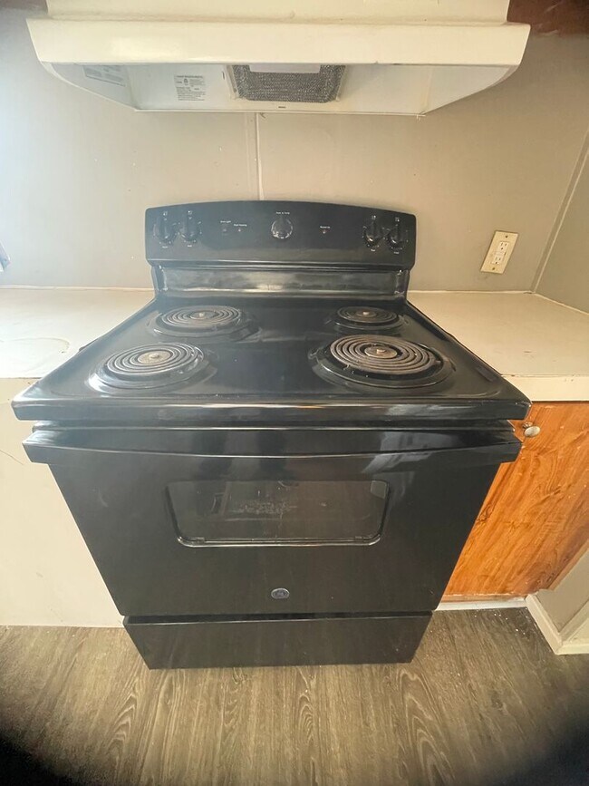 Photo - 2 BR 2 Bath 1,120 sq ft singlewide mobile home on 1.03 acres in Lonoke, AR