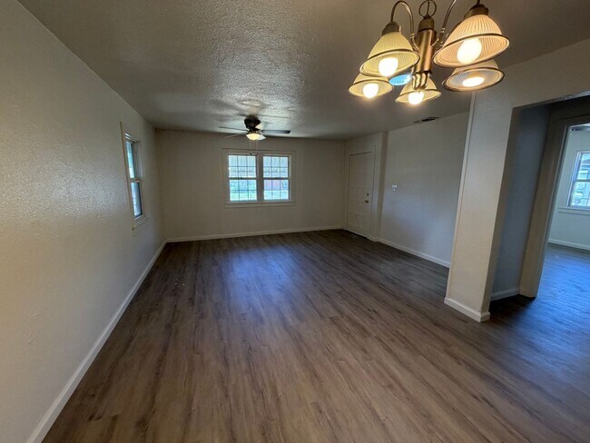 Photo - 2 Bedroom 1 Bath Home