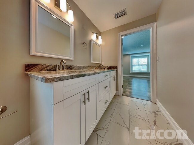 Photo - 21521 Curlew Ct