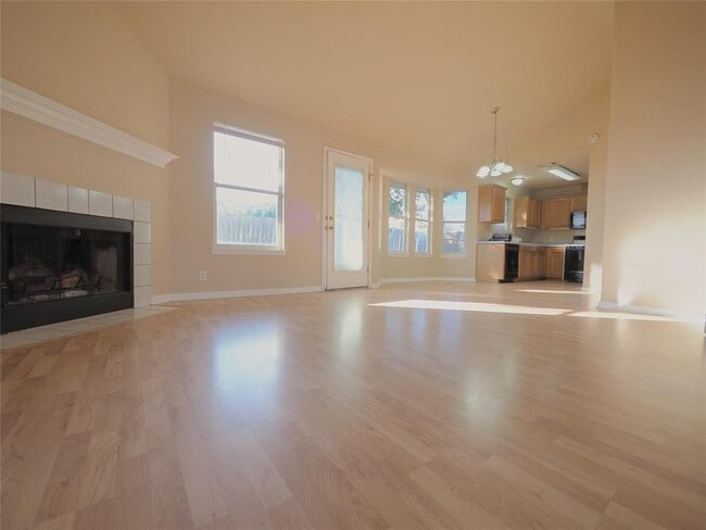 Photo - 205 Caladium Dr