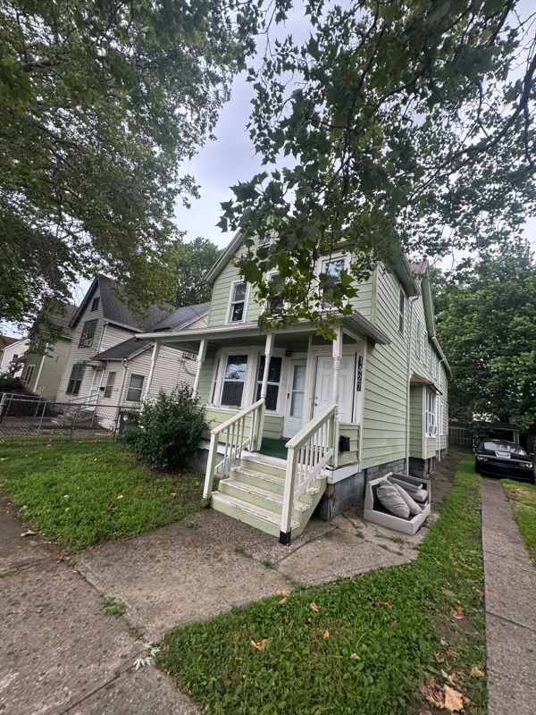 Photo - 1427 E 51st St Unidad up