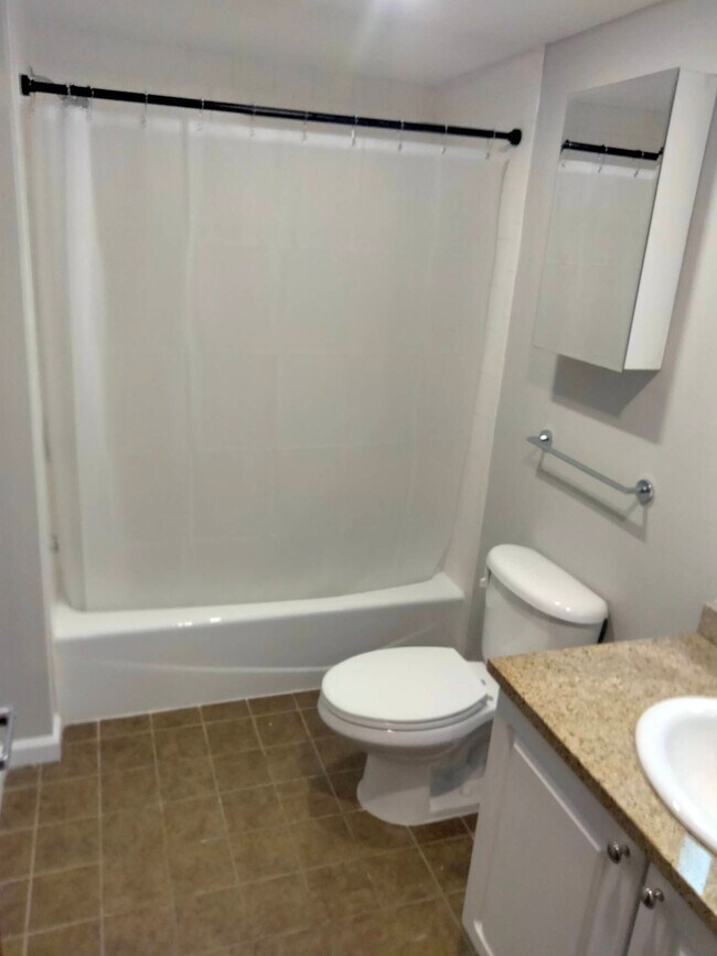 Photo - 52 Imlay St Unidad 2c