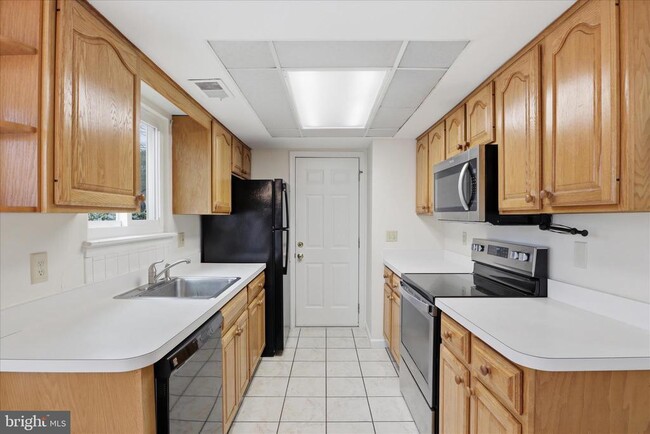 Photo - 5516 Dunsmore Rd