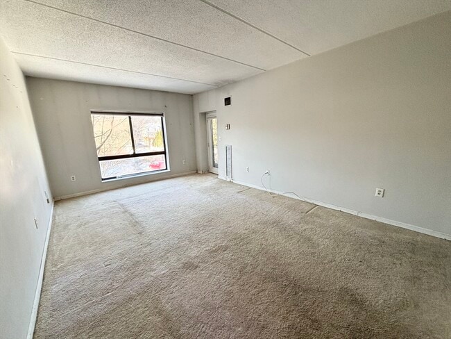 Photo - 14 Heron St Unit 208