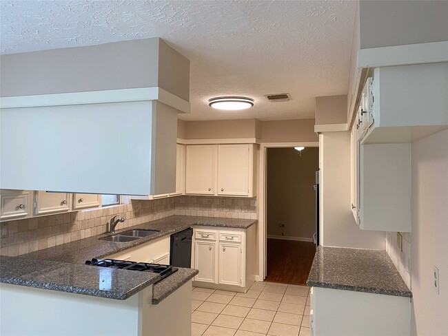 Photo - 3219 Ashmont Ln