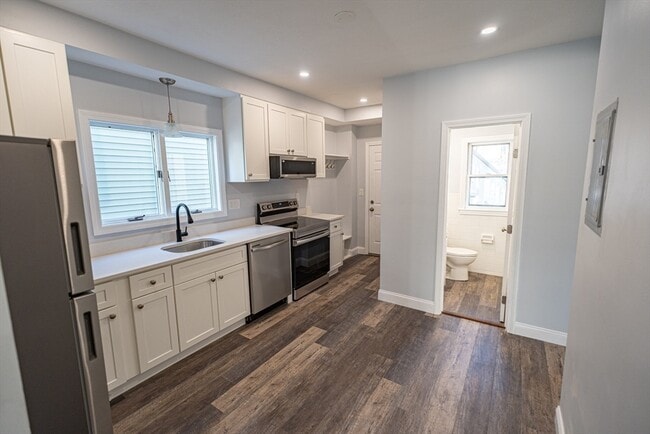 Photo - 10 Rockwell Terrace Unit 1