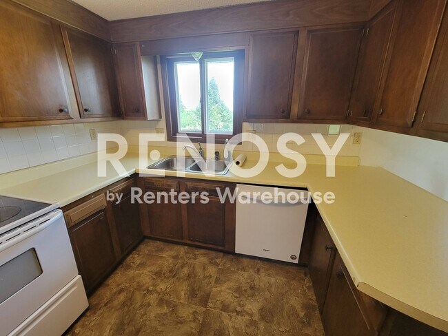 42296 Reeds Lake Rd