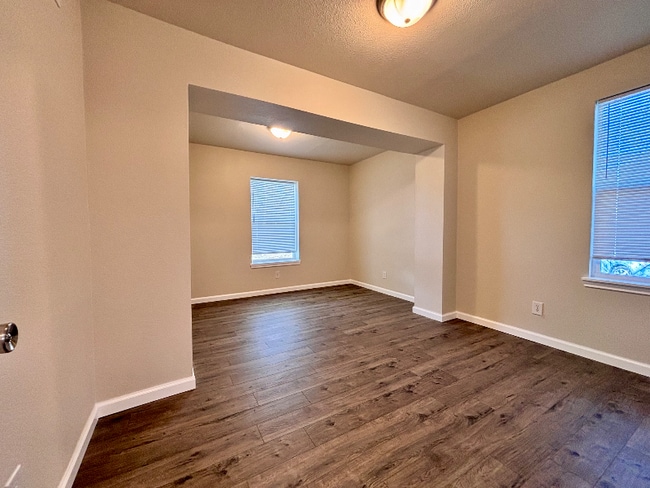 Photo - 3725 Avenue N