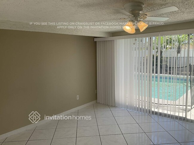 Photo - 981 Porter Dr