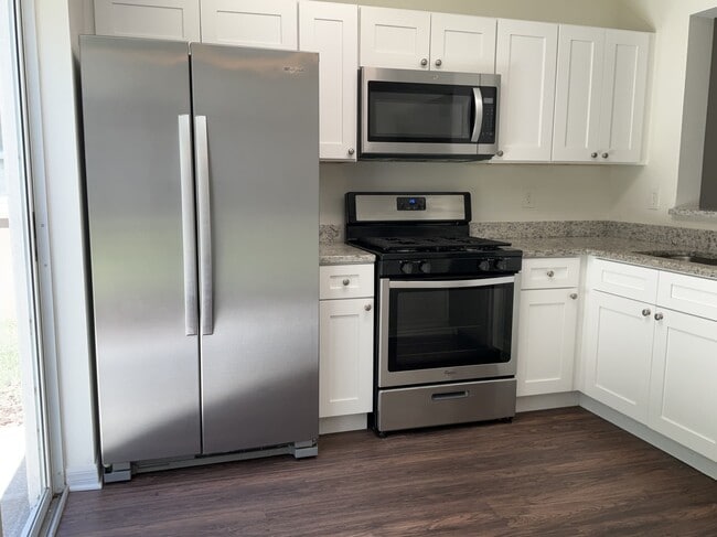 Photo - 5607 Tanagerlake Rd