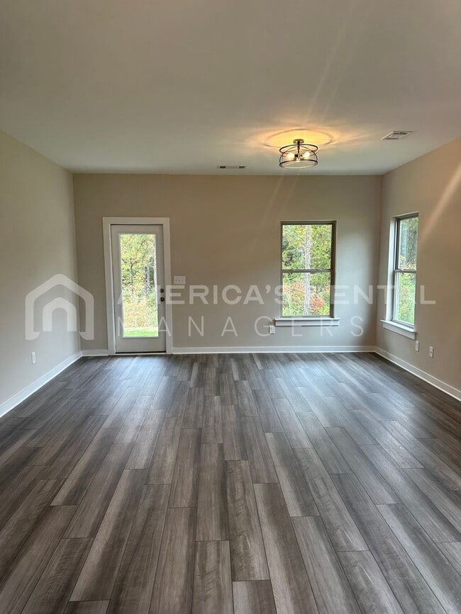 Photo - Home for Rent in Tuscaloosa, AL!!! Coming Soon!!