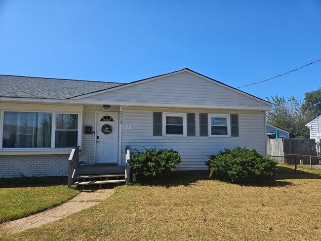 Photo - 2213 Wharton Ave