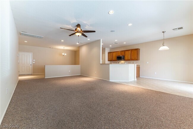 Photo - 2362 Ecliptic St