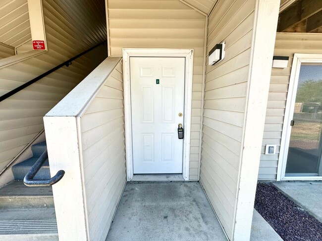 Photo - 808 Juniper Ave Unit 2