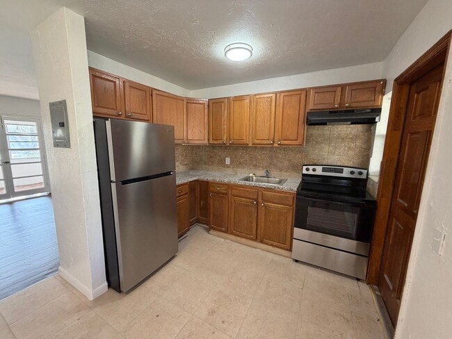 Photo - 903 SW 15th Ave Unit N