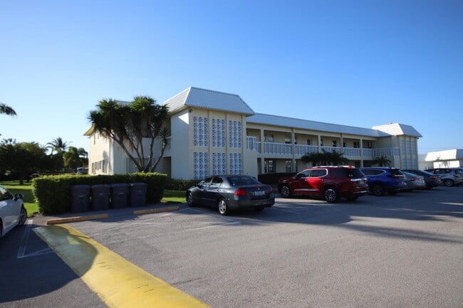 Photo - 9842 Marina Blvd Unit 711