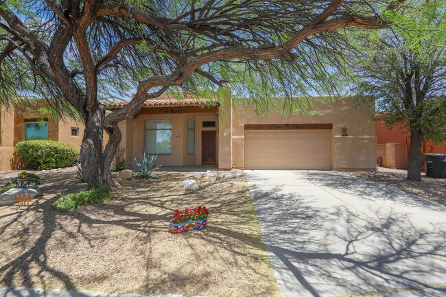 Photo - 1670 N Maguire Ave House
