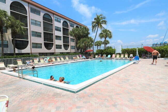 Photo - 1015 Anglers Cv Unidad Anglers Cove G203