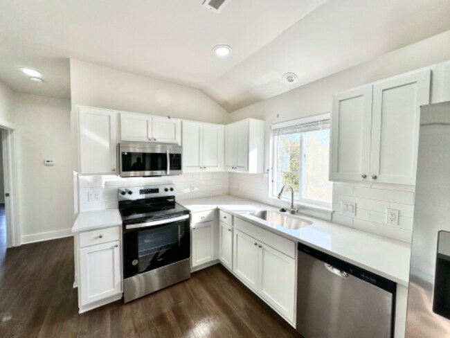 Photo - 1215 Corporate Dr Unit 104