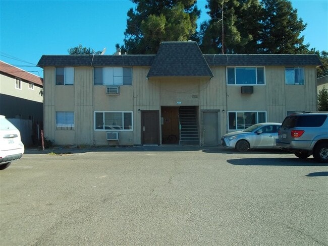 Building Photo - 934 S Barrett Rd Unit 1