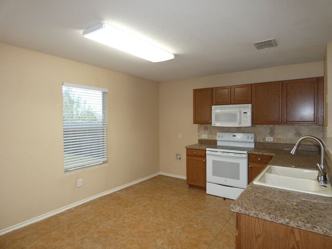 Photo - 652 Rosario Ln
