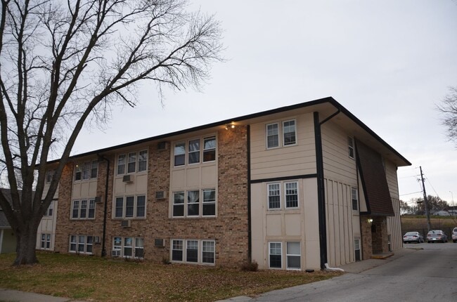 820 Lyon Street Apartments