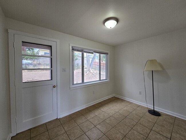 Photo - 2205 45th St