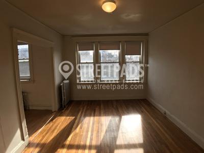 bedroom in Boston MA 02215 - bedroom in Boston MA 02215 Rental