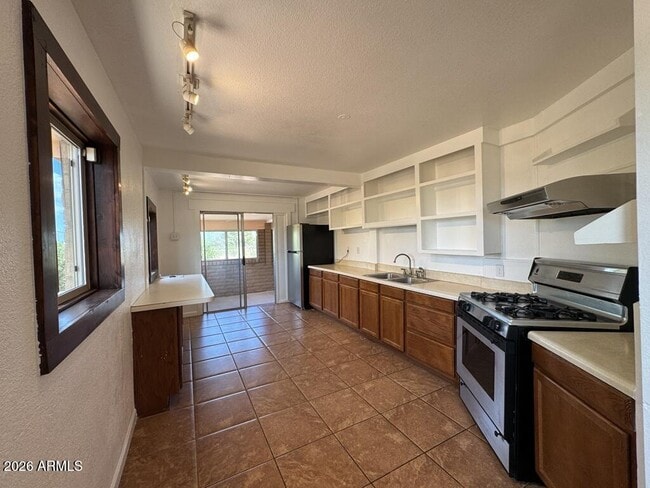 Photo - 4818 S Santa Elena Ave