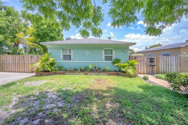 261 SW 15th St Unidad 2