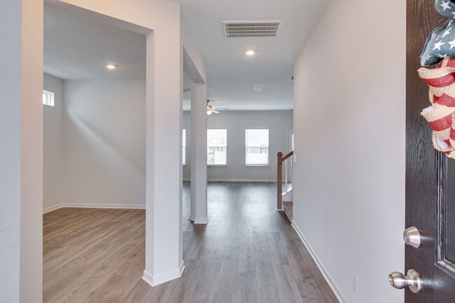 Photo - 5020 Bridgemore Blvd