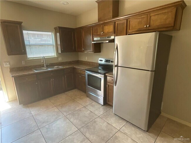 Photo - 19 W Garfield Ave Unidad A