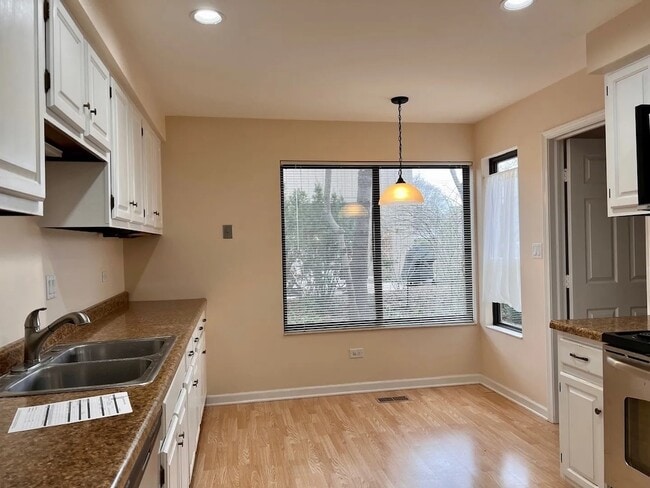 Photo - 78 Foxwood Ln