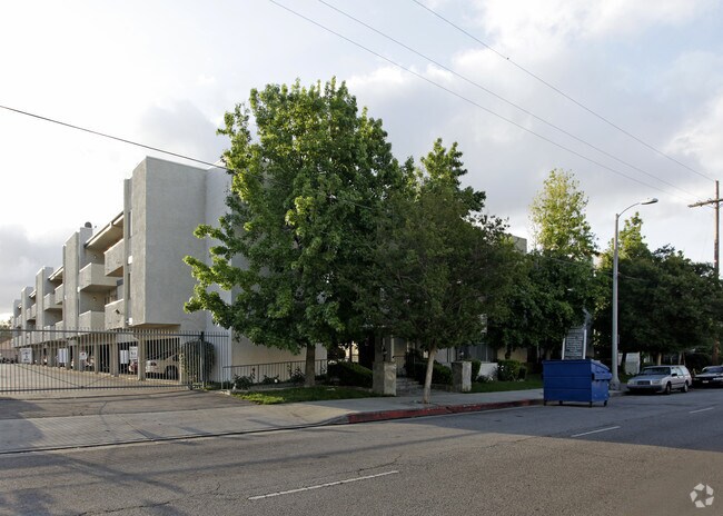 Chatsworth Continental - Chatsworth Continental