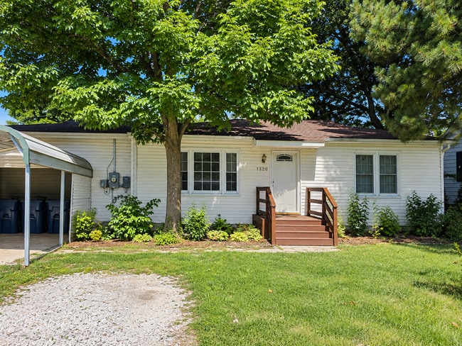 Photo - 2101 Caseyville Ave