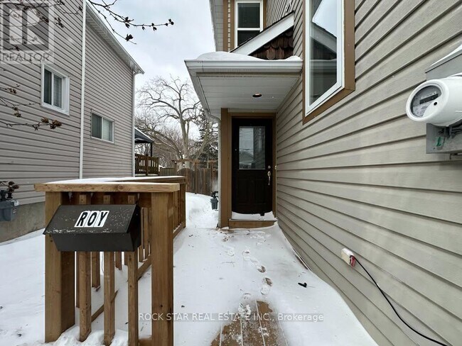 Photo - 233-A Vine St